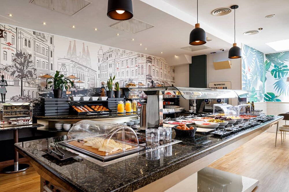 image of breakfast buffet