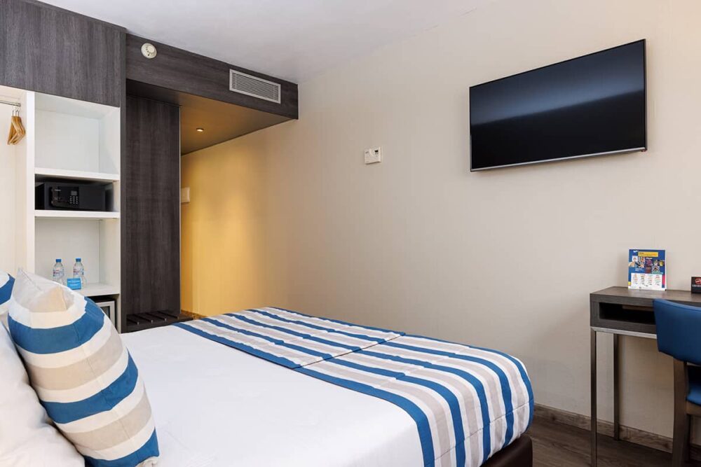 image of superior room