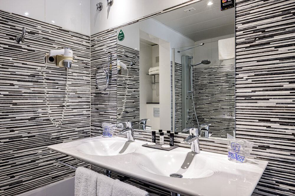 image of bathroom