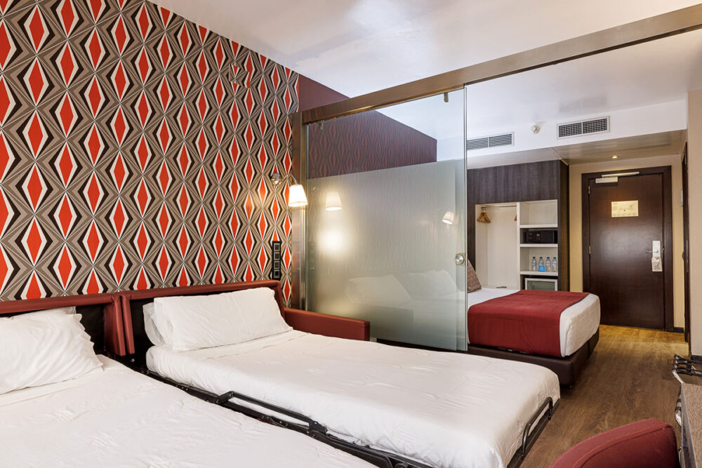 image of deluxe family room