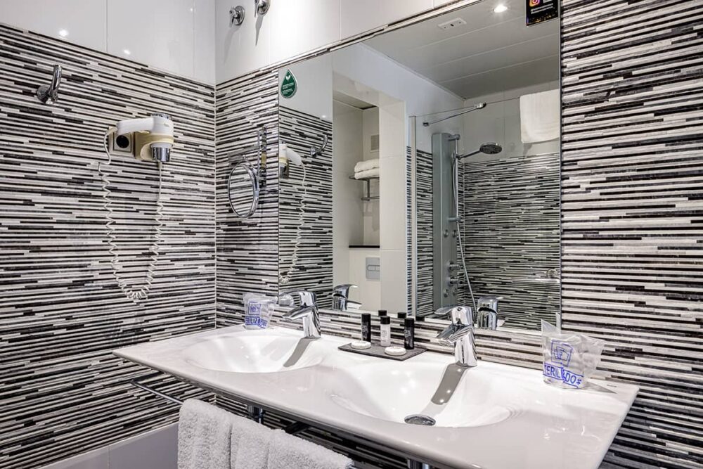 image of bathroom