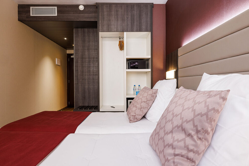 image of superior twin room