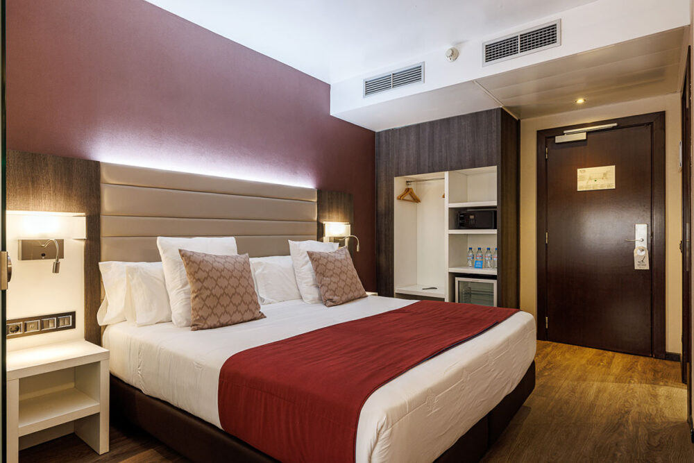 image of deluxe family room