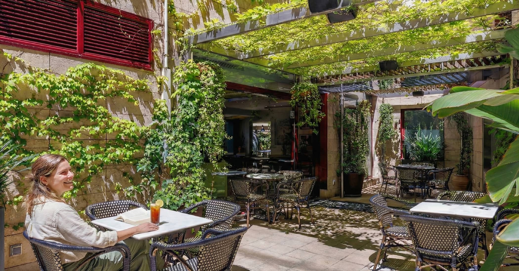 The Afternoon Corner (Full Lifestyle - Solo Chill)